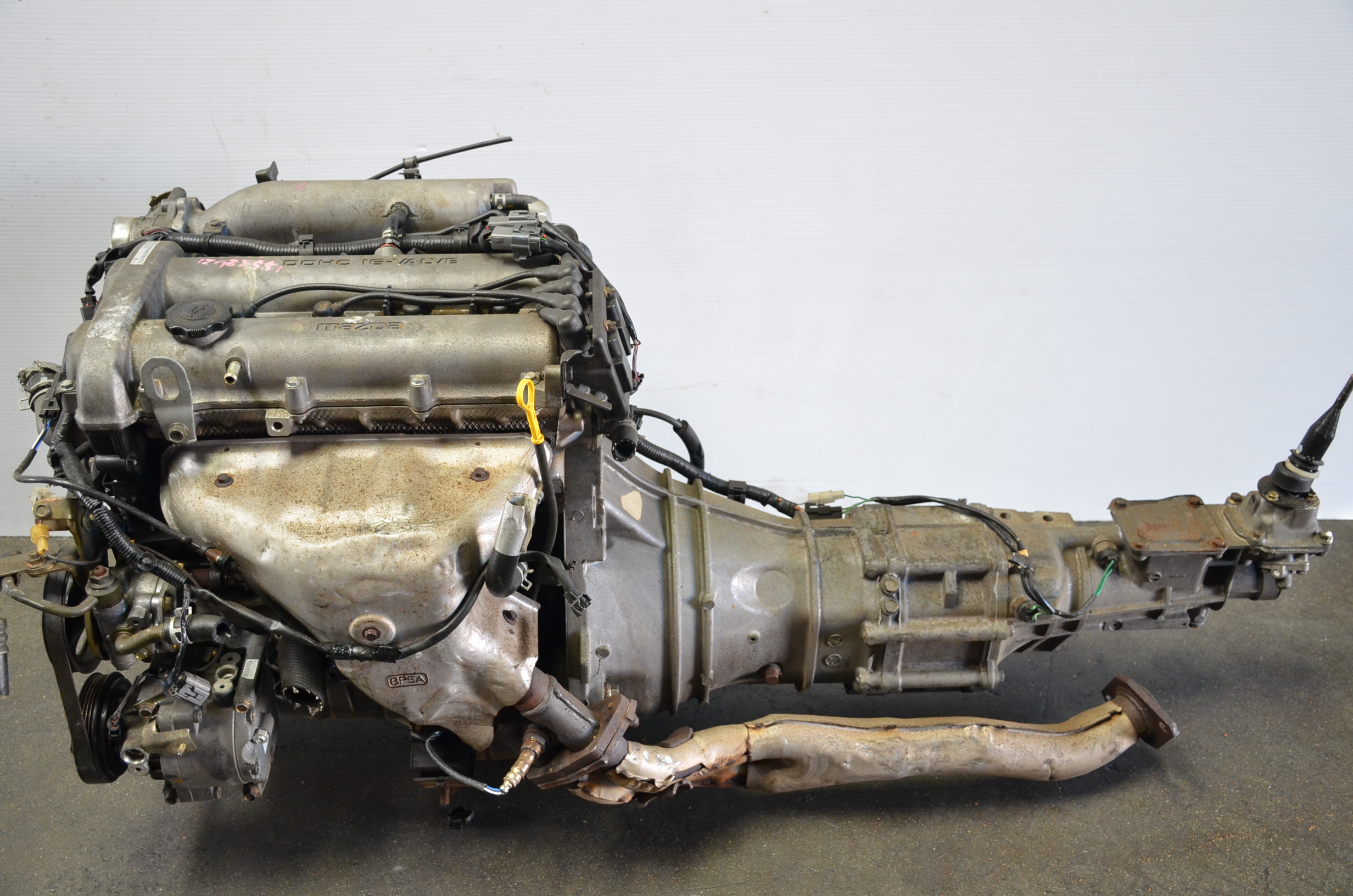 MAZDA MIATA 1.6L ENGINE WITH MANUEL 5 SPEED TRANSMISSION B6 MOTOR GEARBOX SWAP