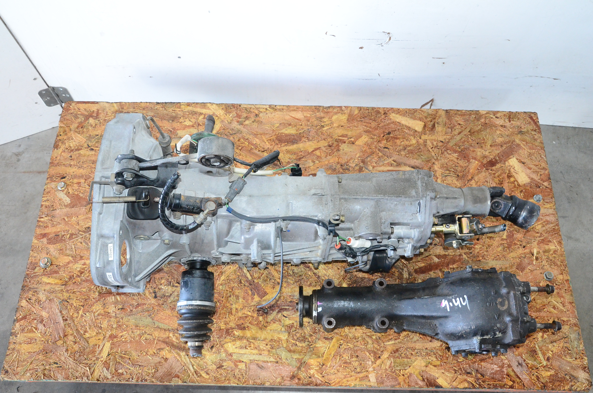 2005 Subaru Impreza WRX 5MT AWD TY755VB3AA Pull Type Transmission with 4.44 Final